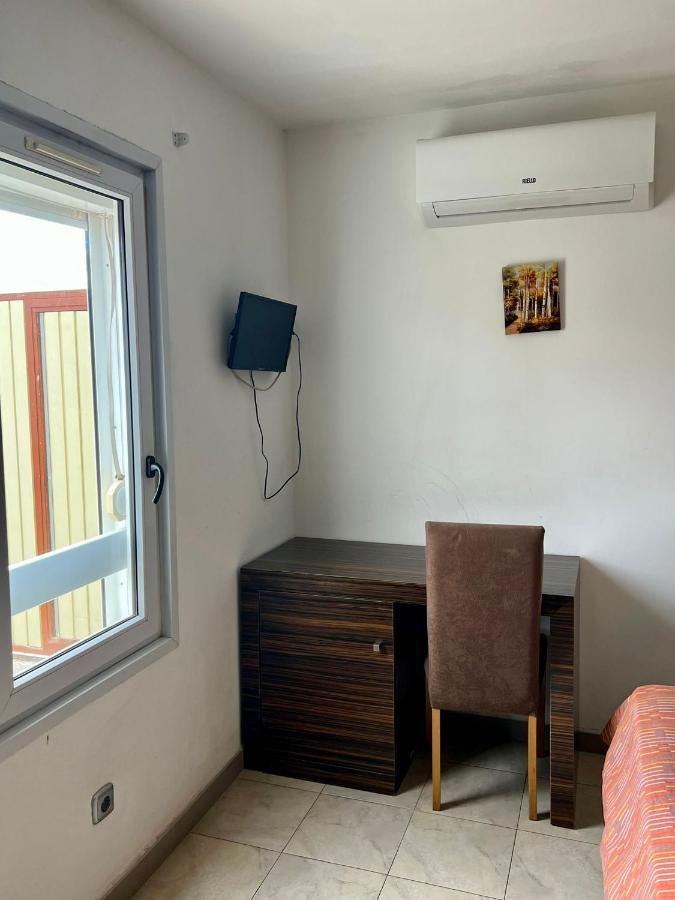 Hostal - Restaurante Asador Esperanza Huesca Ngoại thất bức ảnh