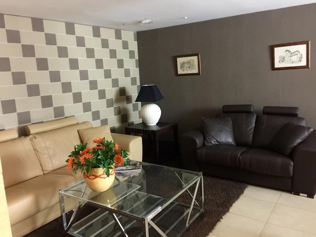 Hostal - Restaurante Asador Esperanza Huesca Ngoại thất bức ảnh